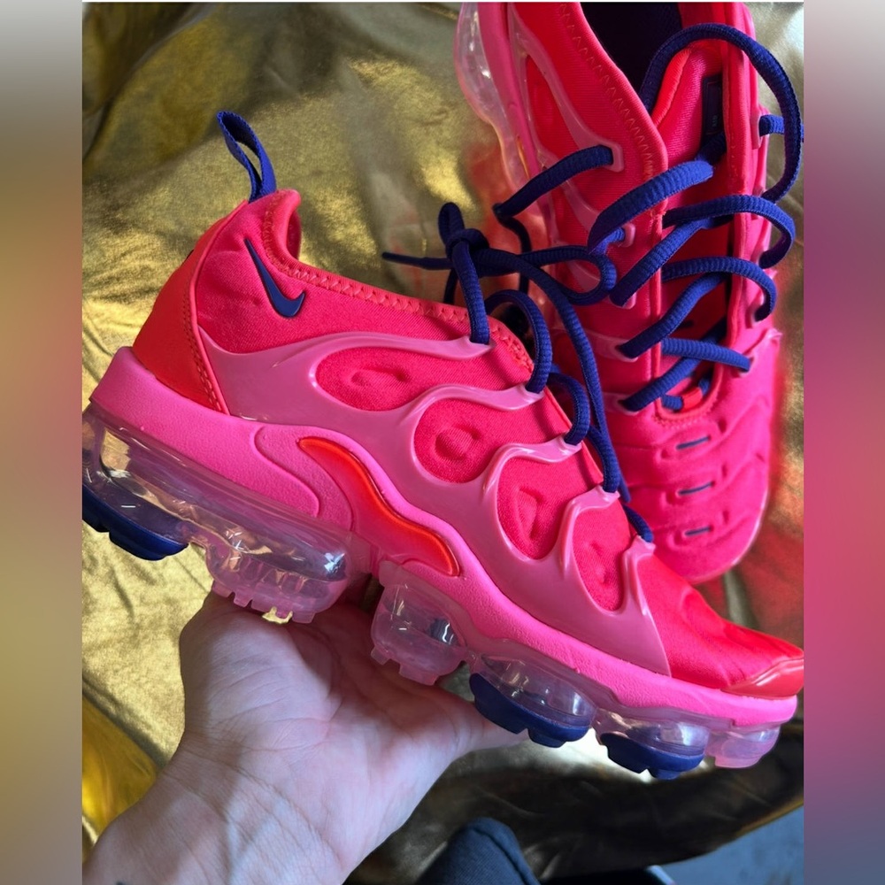 Nike Pink and Navy Girls' VaporMax-Style Athletic Sneakers